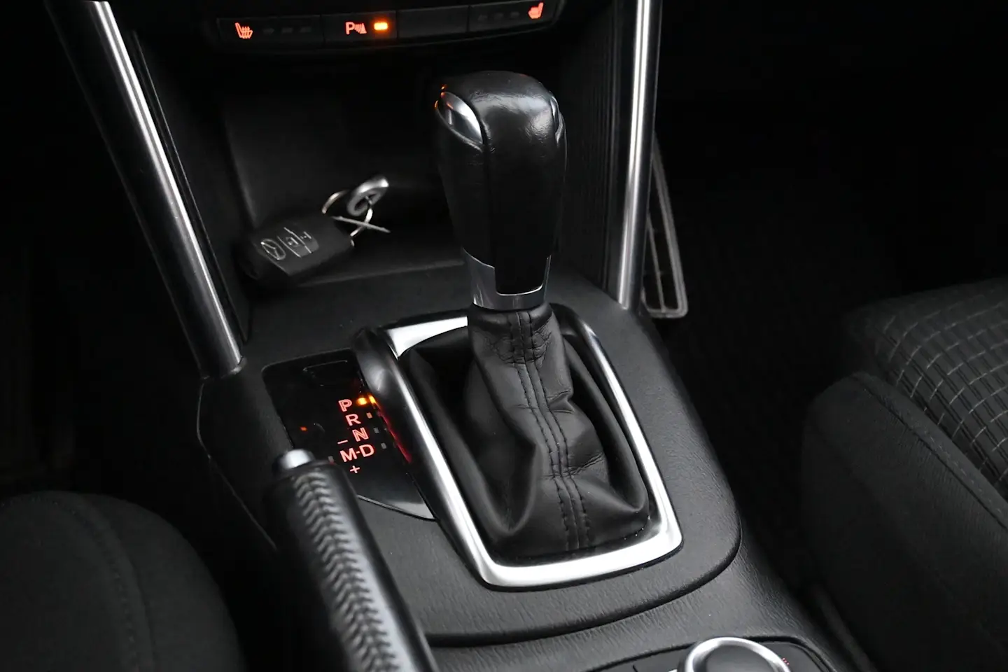 Car Image - 4VPaxx4qltKOyPrYUUQmrJ