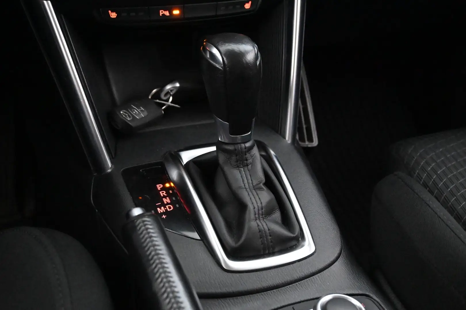 Car Image - 4VPaxx4qltKOyPrYUUQmrJ