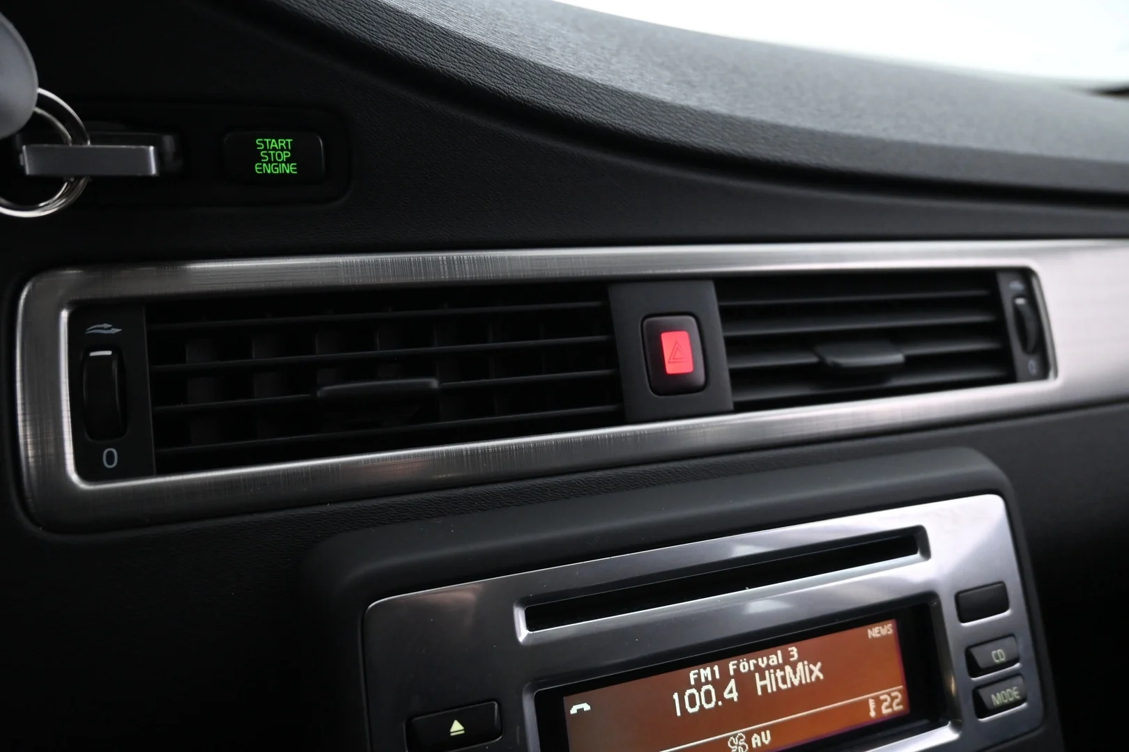 Car Image - 271MYvIhE8cGcOEXLFlgkV