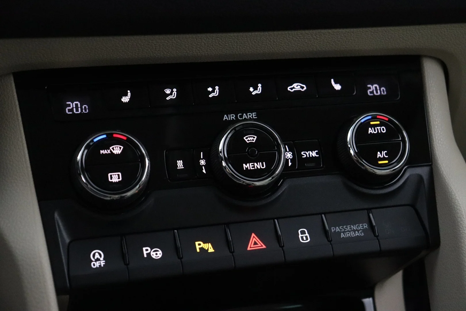 Car Image - Z7FpyXGeUV6y11VpFbhqC