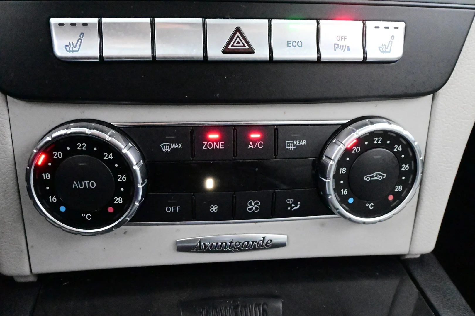 Car Image - 4akd8dqgzXy9COHV6QAsP6