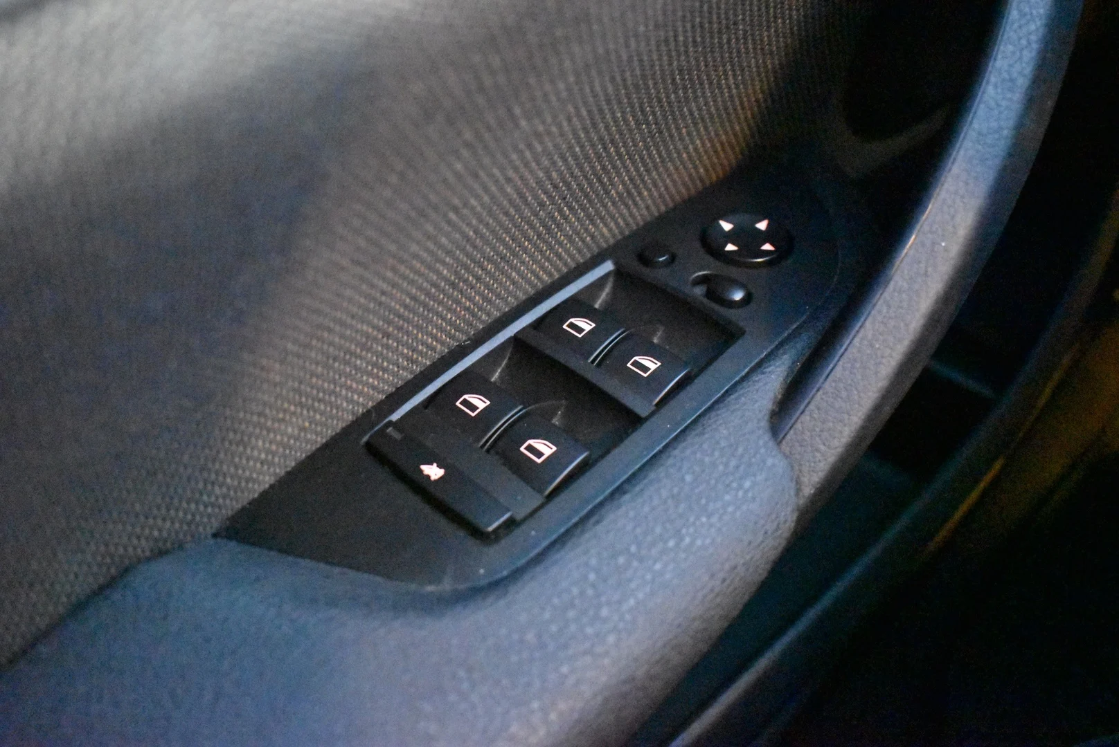 Car Image - 70RGNvfYbL75hQIssHms68