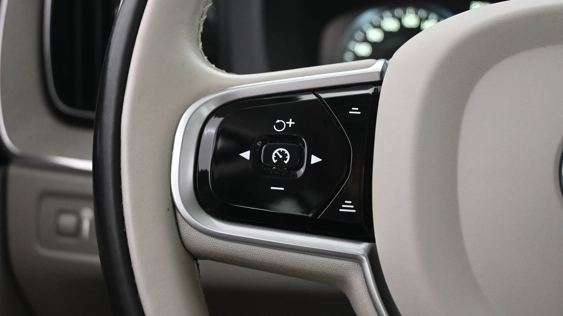 Car Image - 6C7Kk5xZCSvlvtsZpFidUS