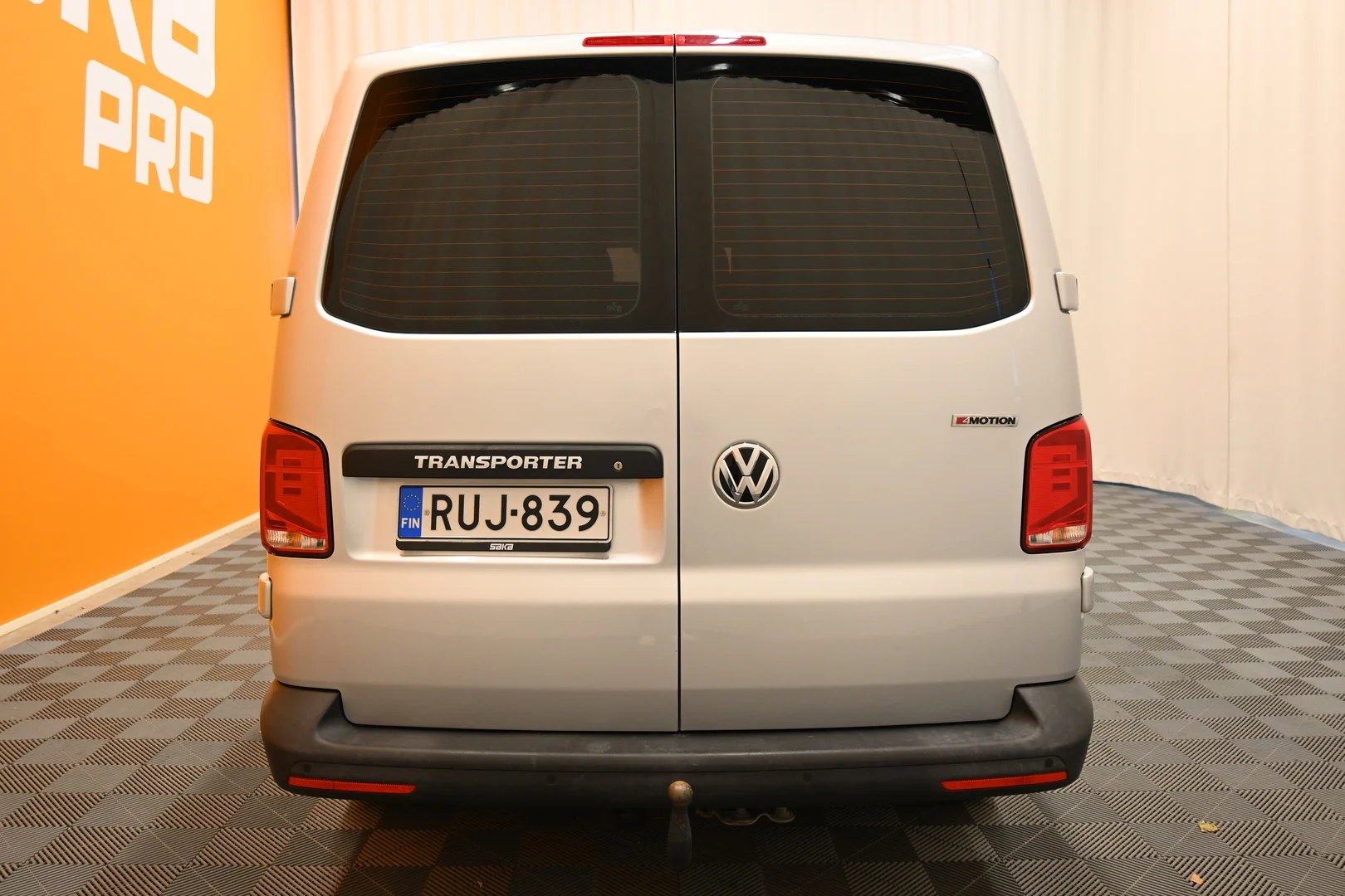 Car Image - 77qnMrnyKHouhjyxSmXCi9