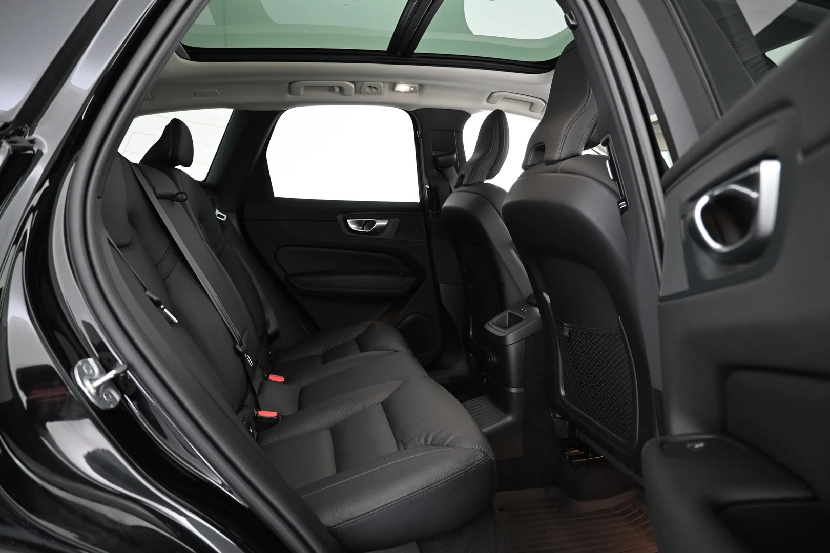 Car Image - 1aws4qwXzAG7Jqu1txr3cW
