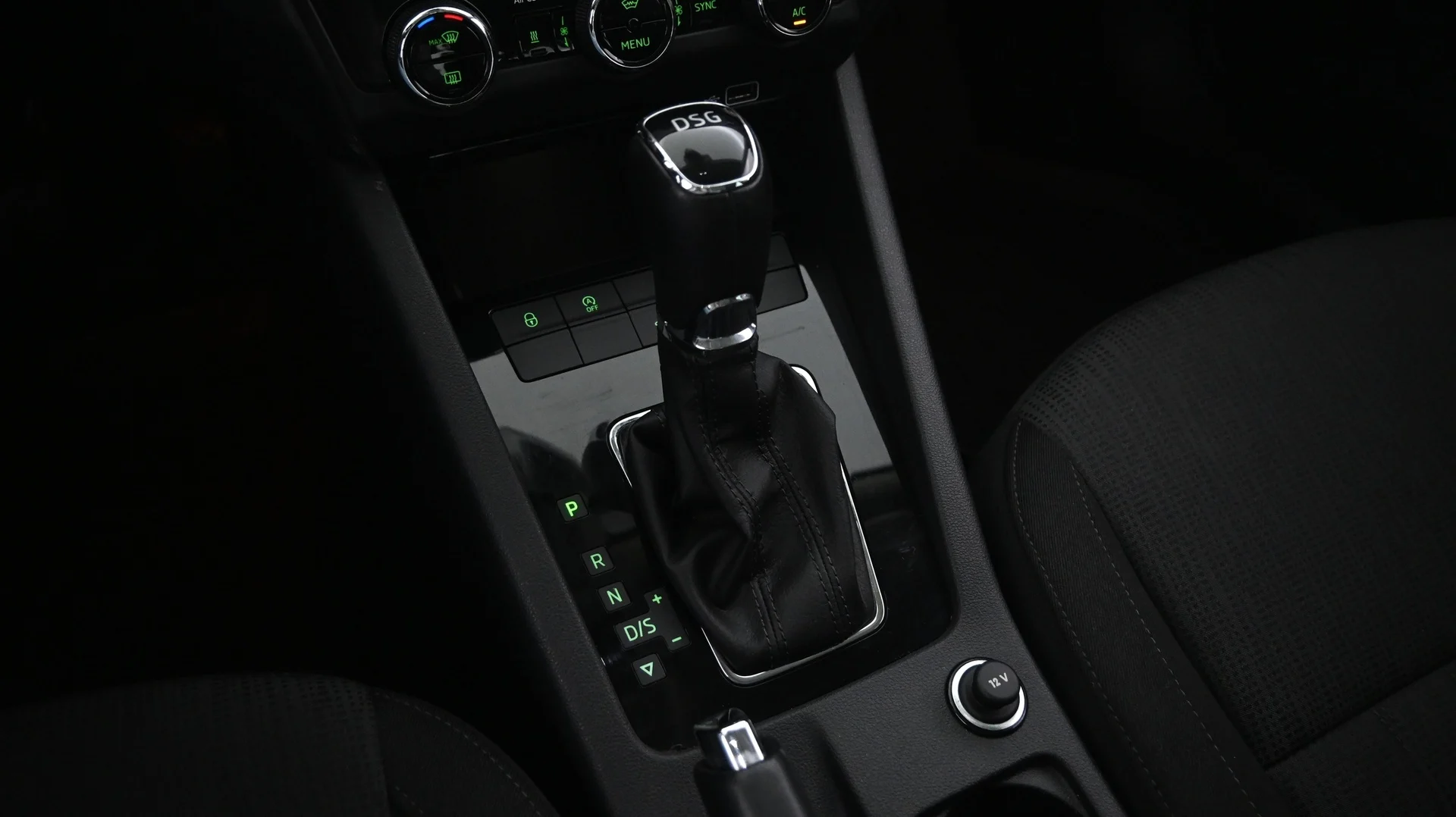 Car Image - 49PHEQyrW5orL3YQSCcl1v