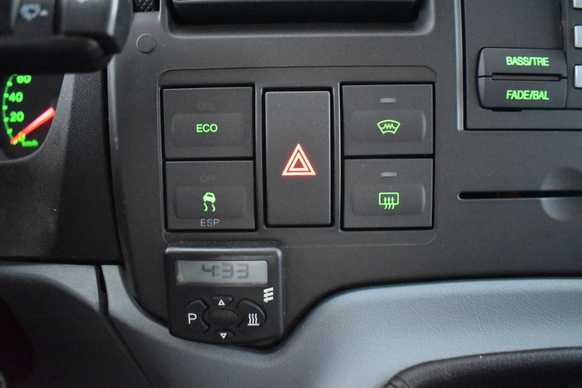 Car Image - 45rKCbx7Uk8dpKm25uwKFM