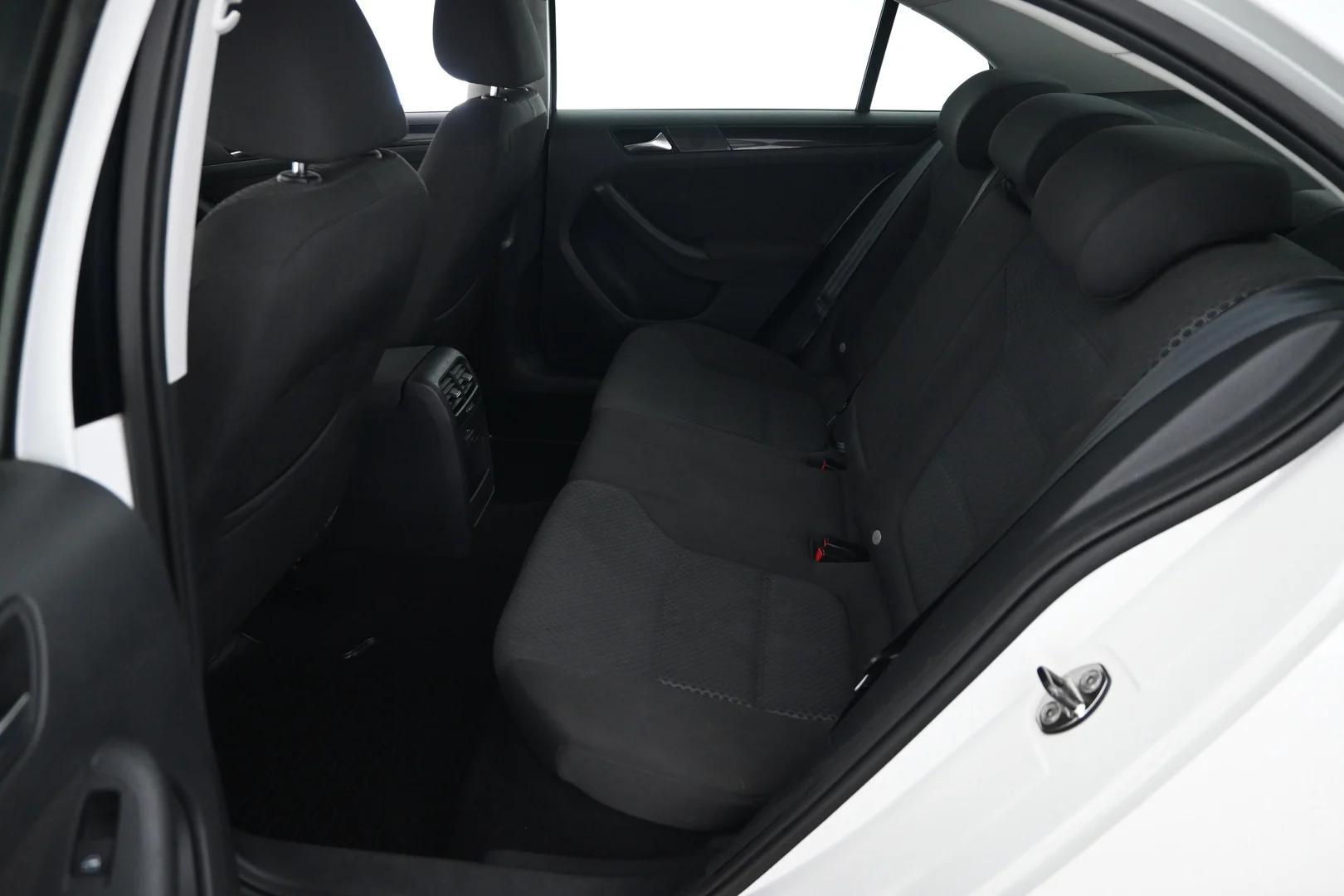 Car Image - 2yN10lbbtBj475sCoGnaEP