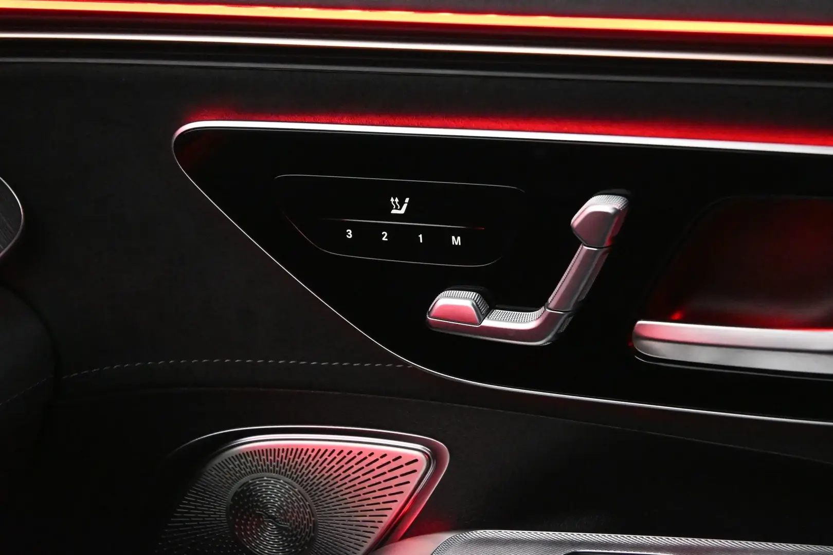 Car Image - 4wzLxsQDAf3MAywf5CwBLb