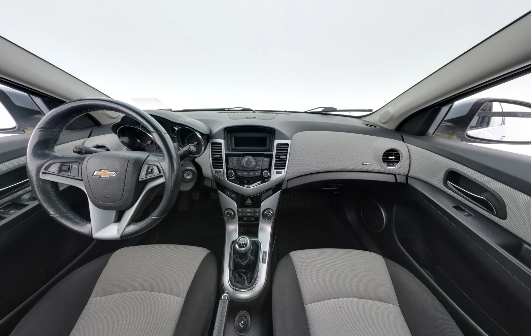 Car Image - 6ARKkrgXQXYuXOuwxKs0eU