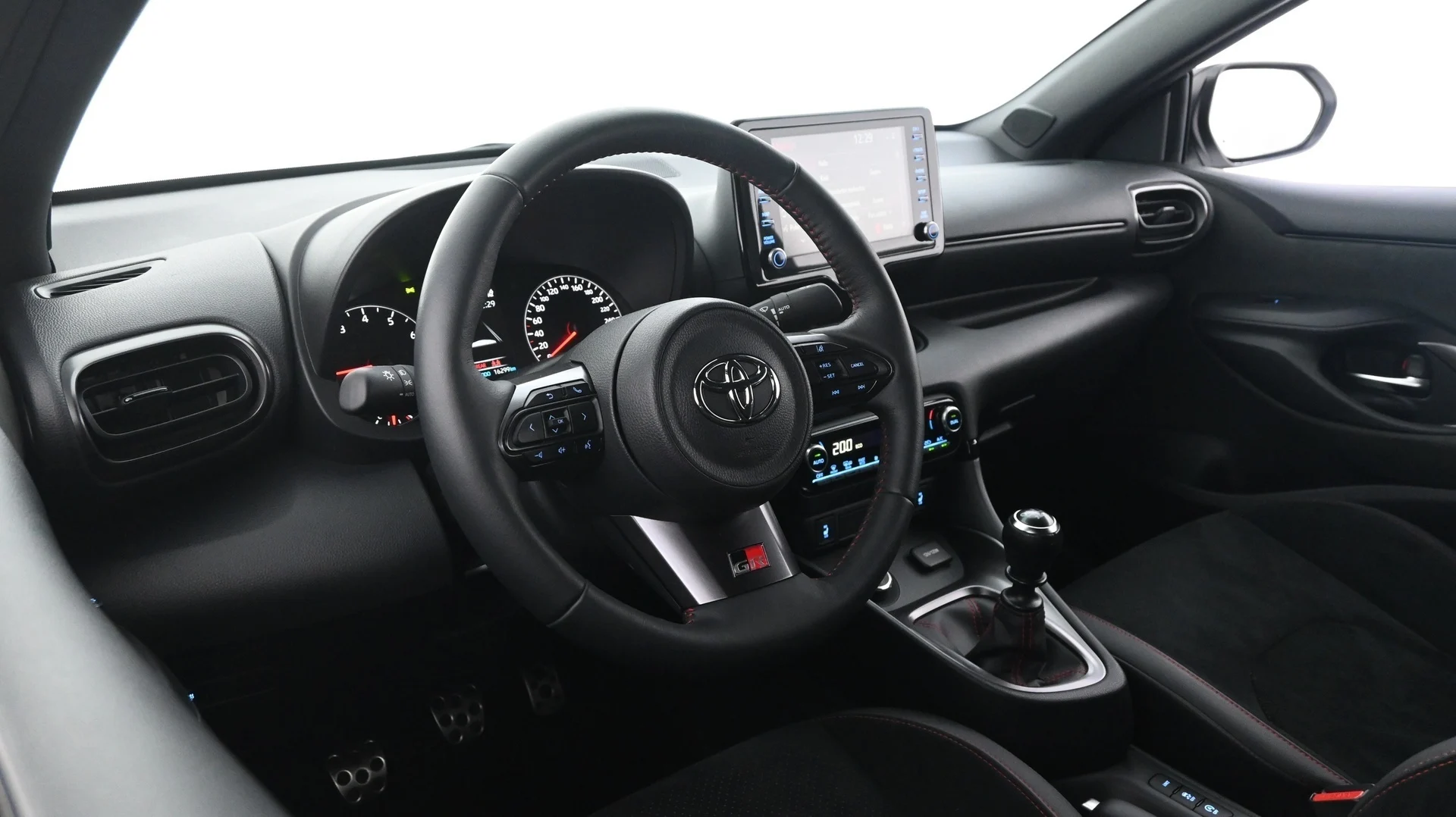 Car Image - 3p4I66cup0Z7OzUl9L4Xf7