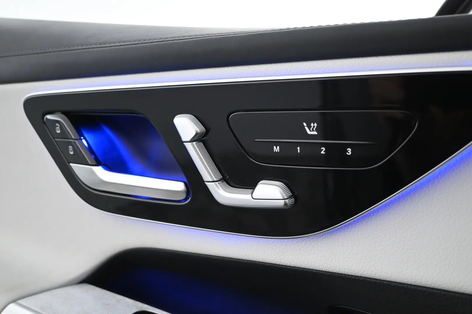 Car Image - 5MjYiR5HuNuoAxjdmQeTFF