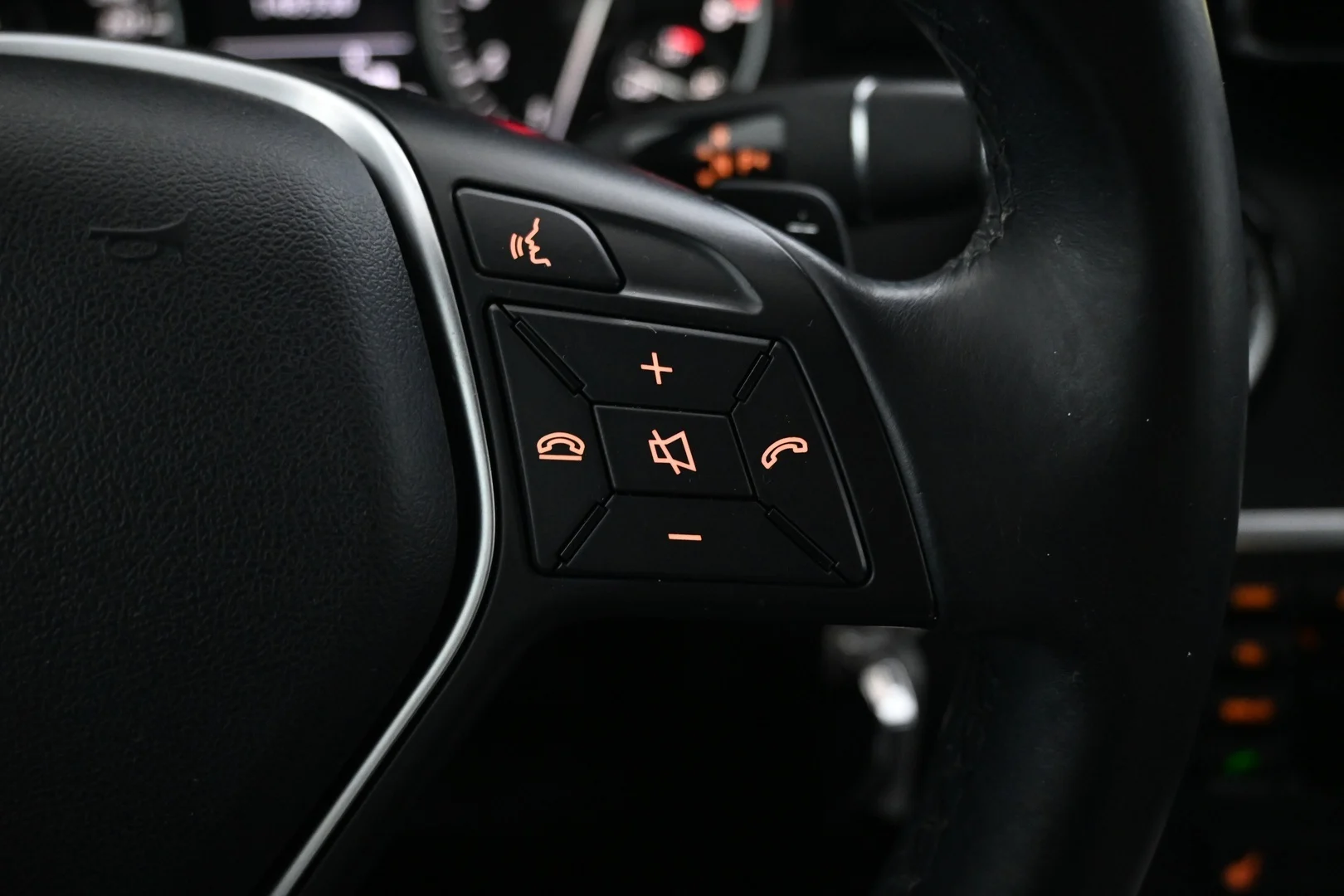 Car Image - 5il5V7lqaMmp9QZeYjlBbm
