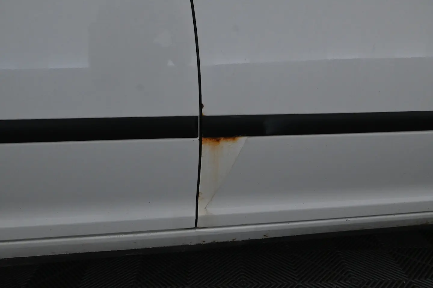 Car Image - 3AEKNisSo0Df0rKN8QrDnu