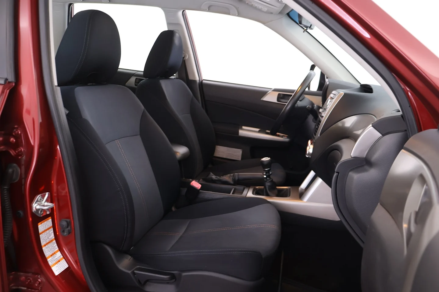 Car Image - 6w2LRCql21PKkiwvf27ZPI