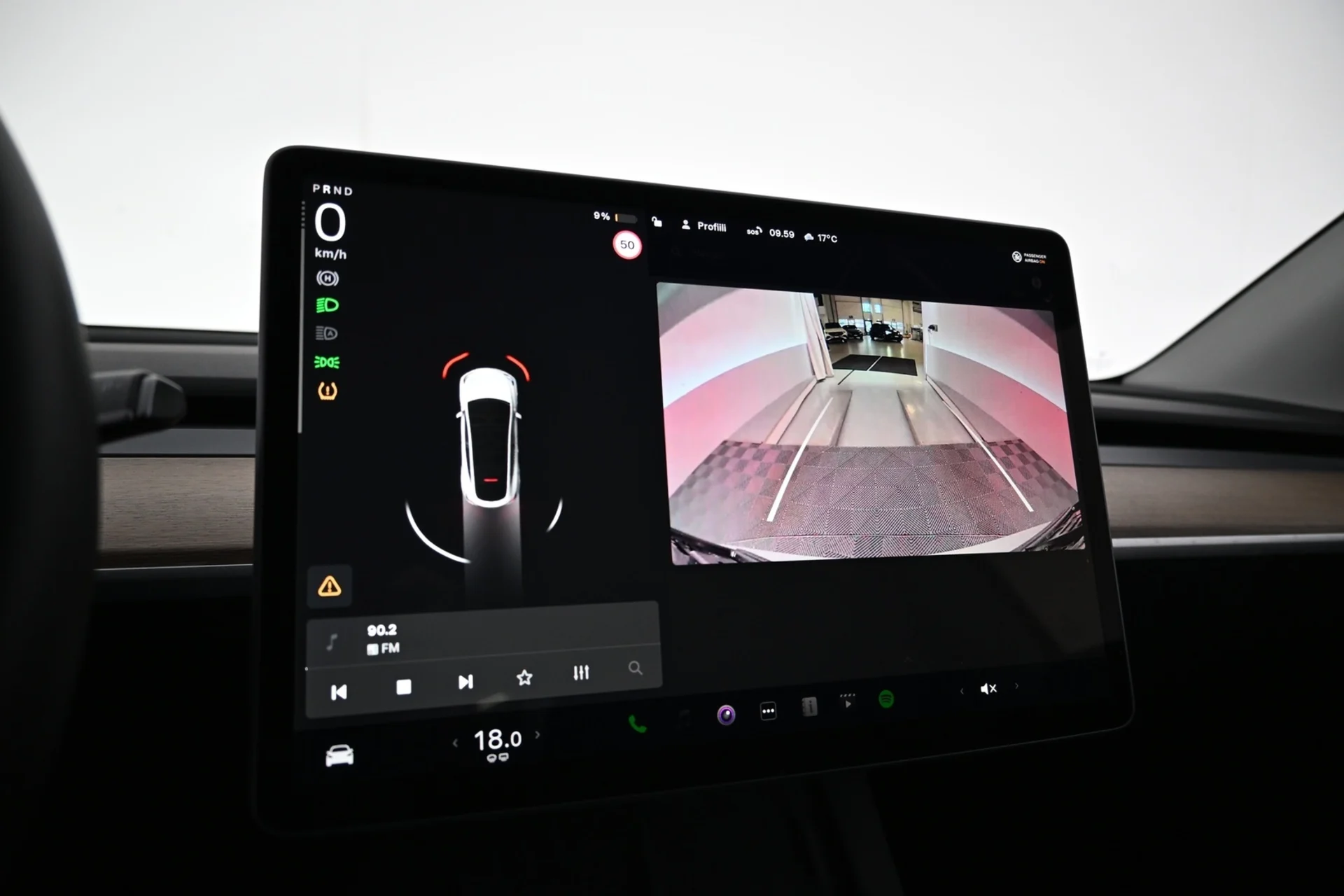 Car Image - 1OYxYjiEgQfl61nP1lNDYH