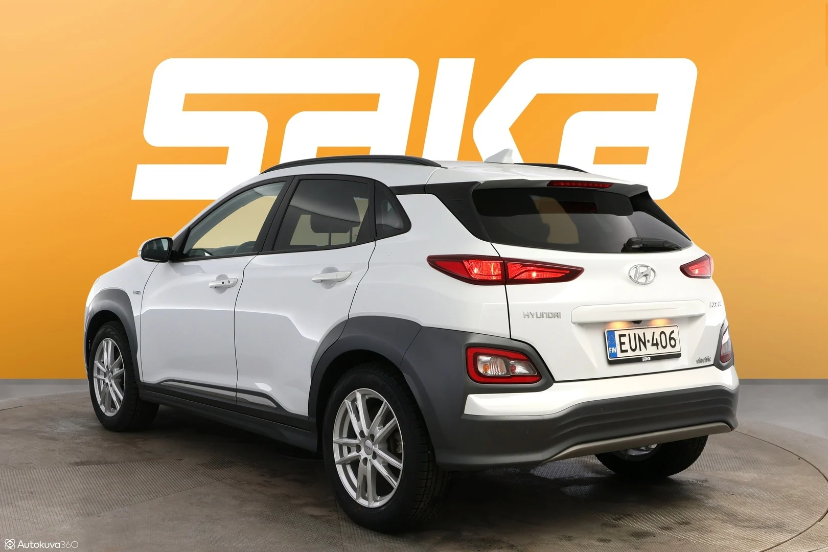 Car Image - 1EMLrVOsjcCljxY5aIn7ie