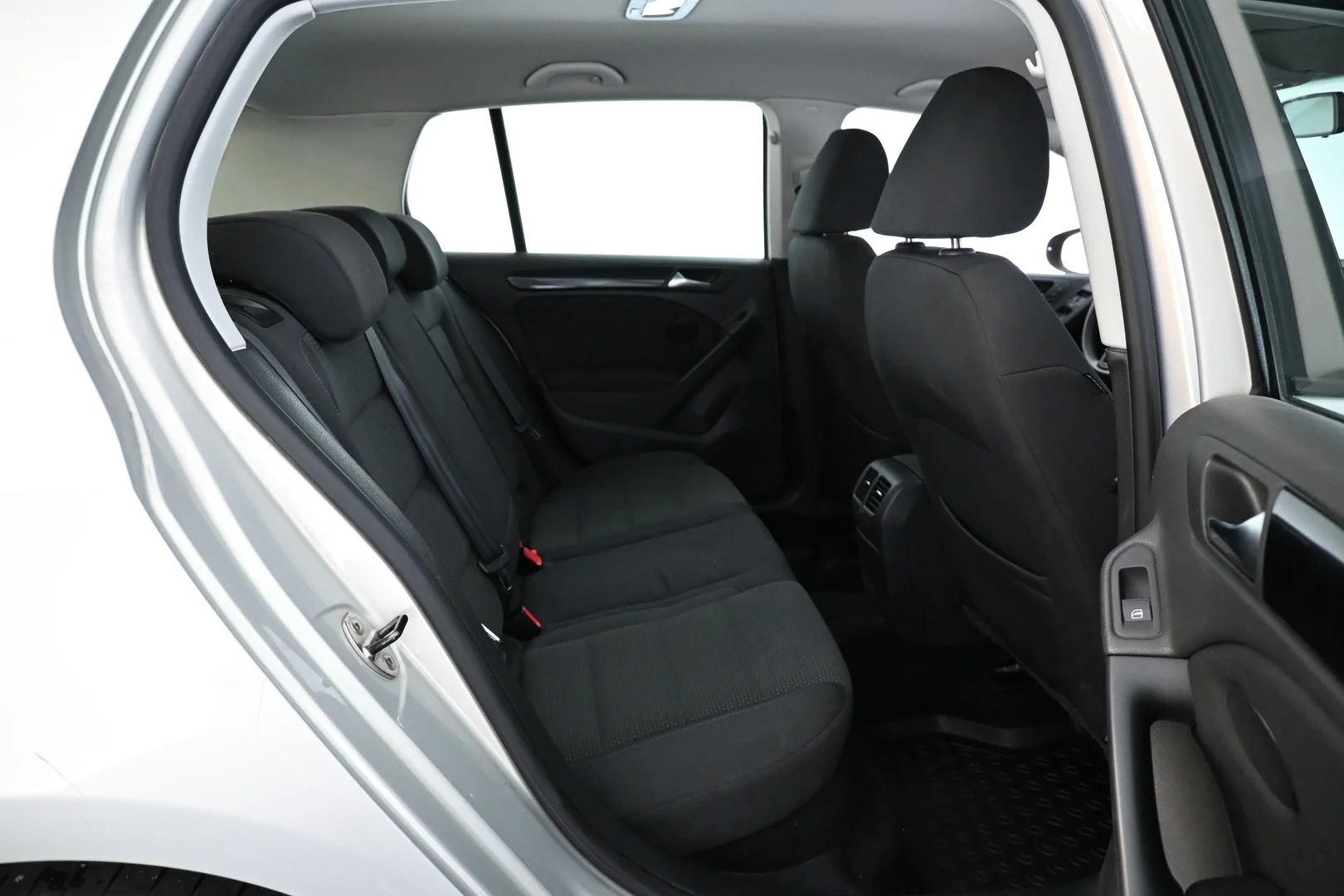 Car Image - 1QHjEPdYDaKORNDYpZjqGX