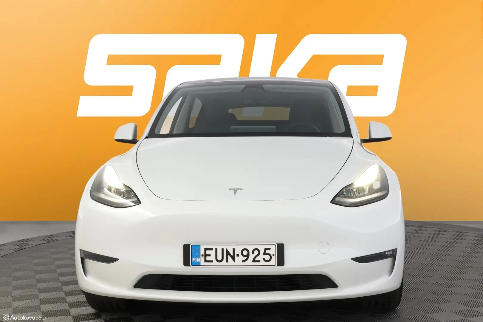 Car Image - 1zcMEO5ayBvrl3lzVSwXxY