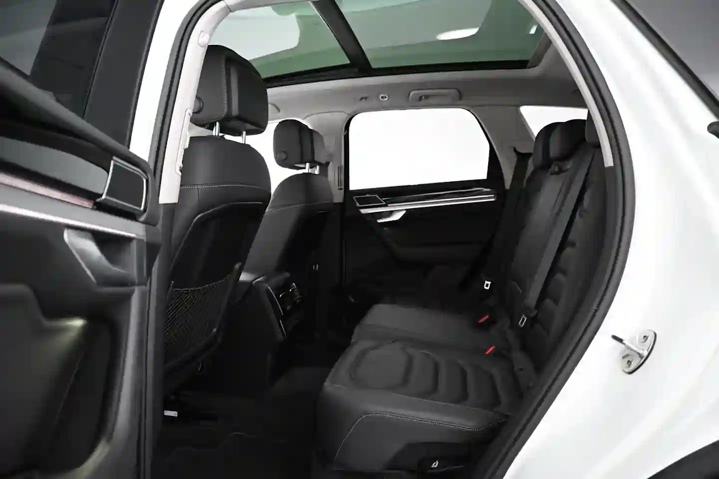 Car Image - 34GHuz6izc45g62k3u0Gqs