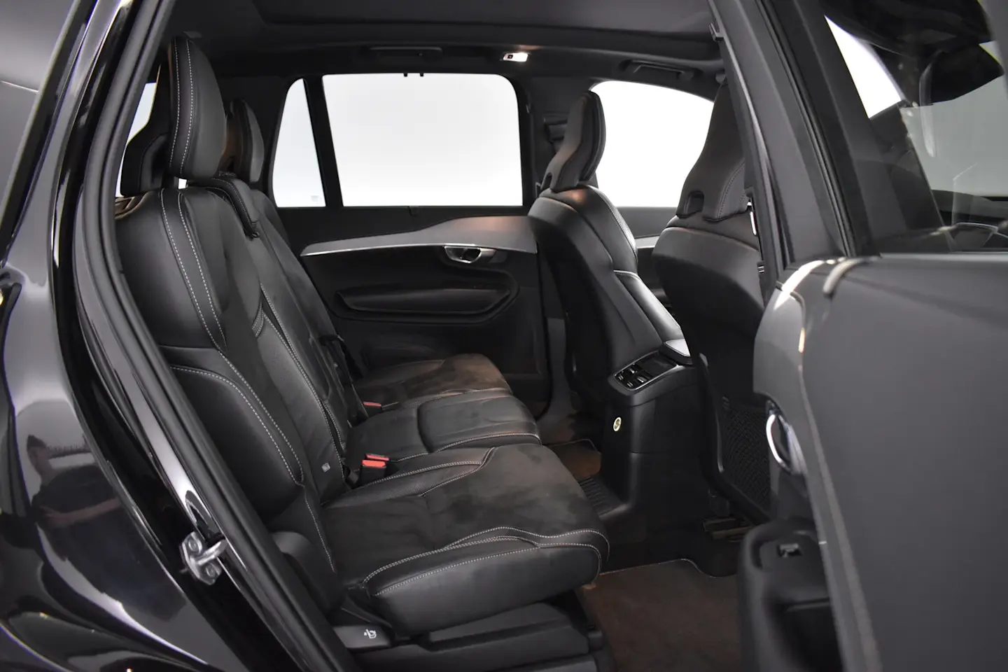 Car Image - 48R3Hpnoy2msRn9dzgeoWo