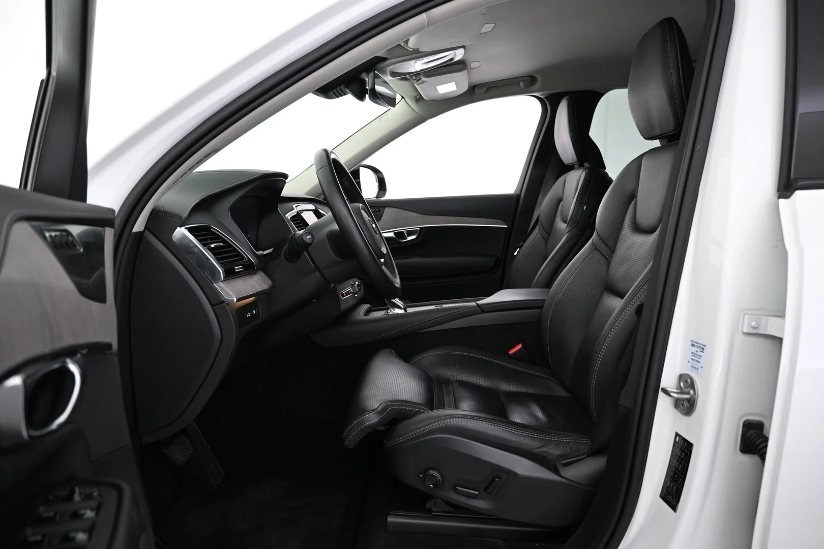 Car Image - 5s9sqenR8dQAU9tOZxDl5I