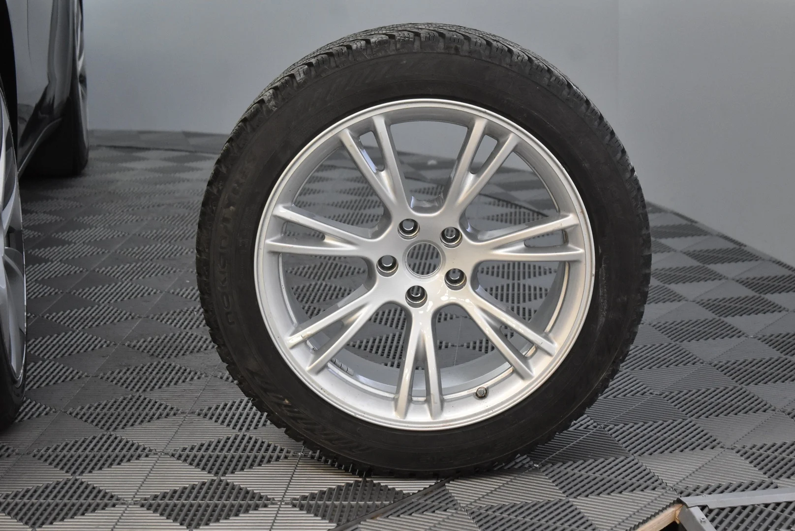 Car Image - 7yXXyI48NkhgXNWWwgLbJQ