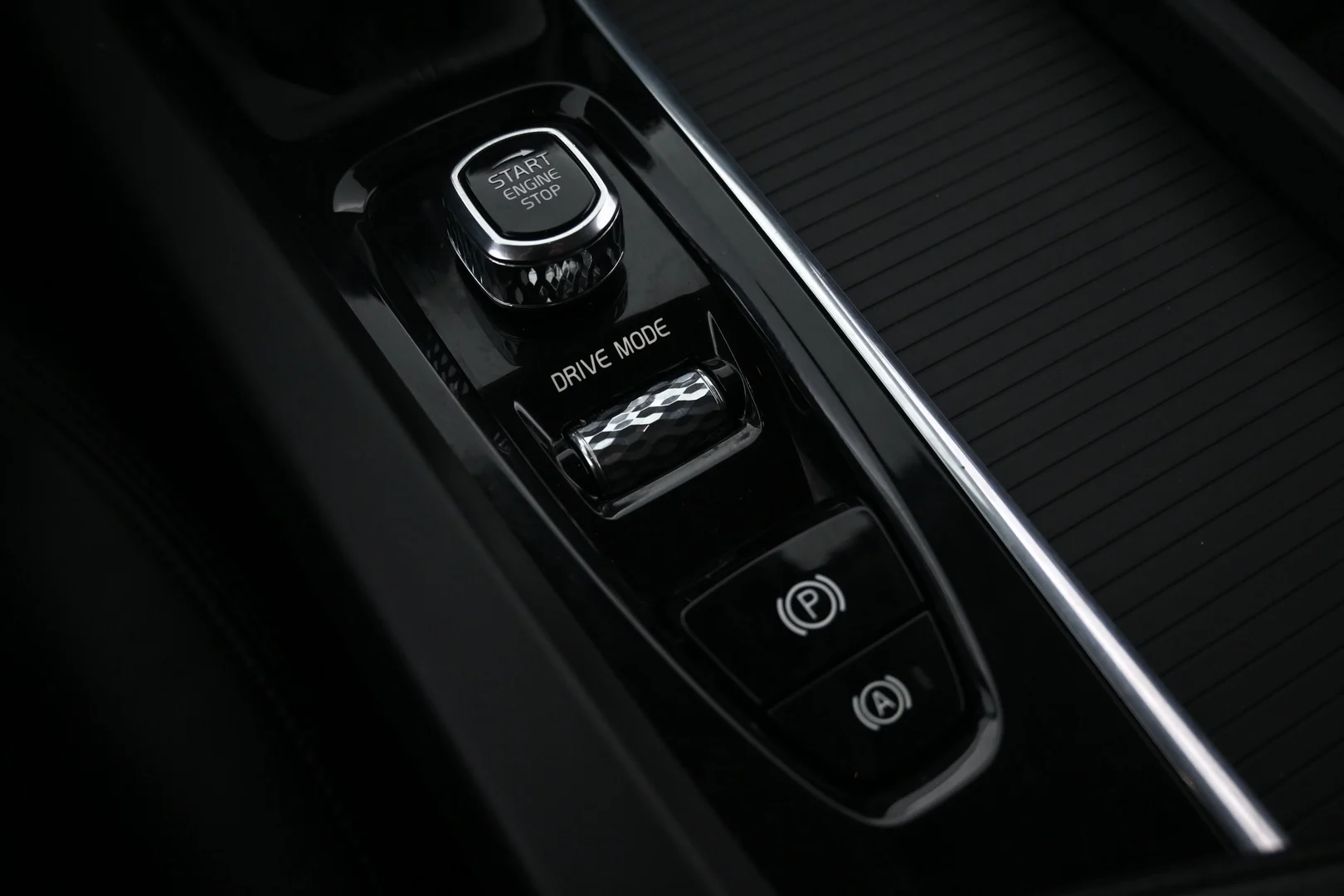 Car Image - 3Vy0y5tGRvFOU68M2GQ4ex
