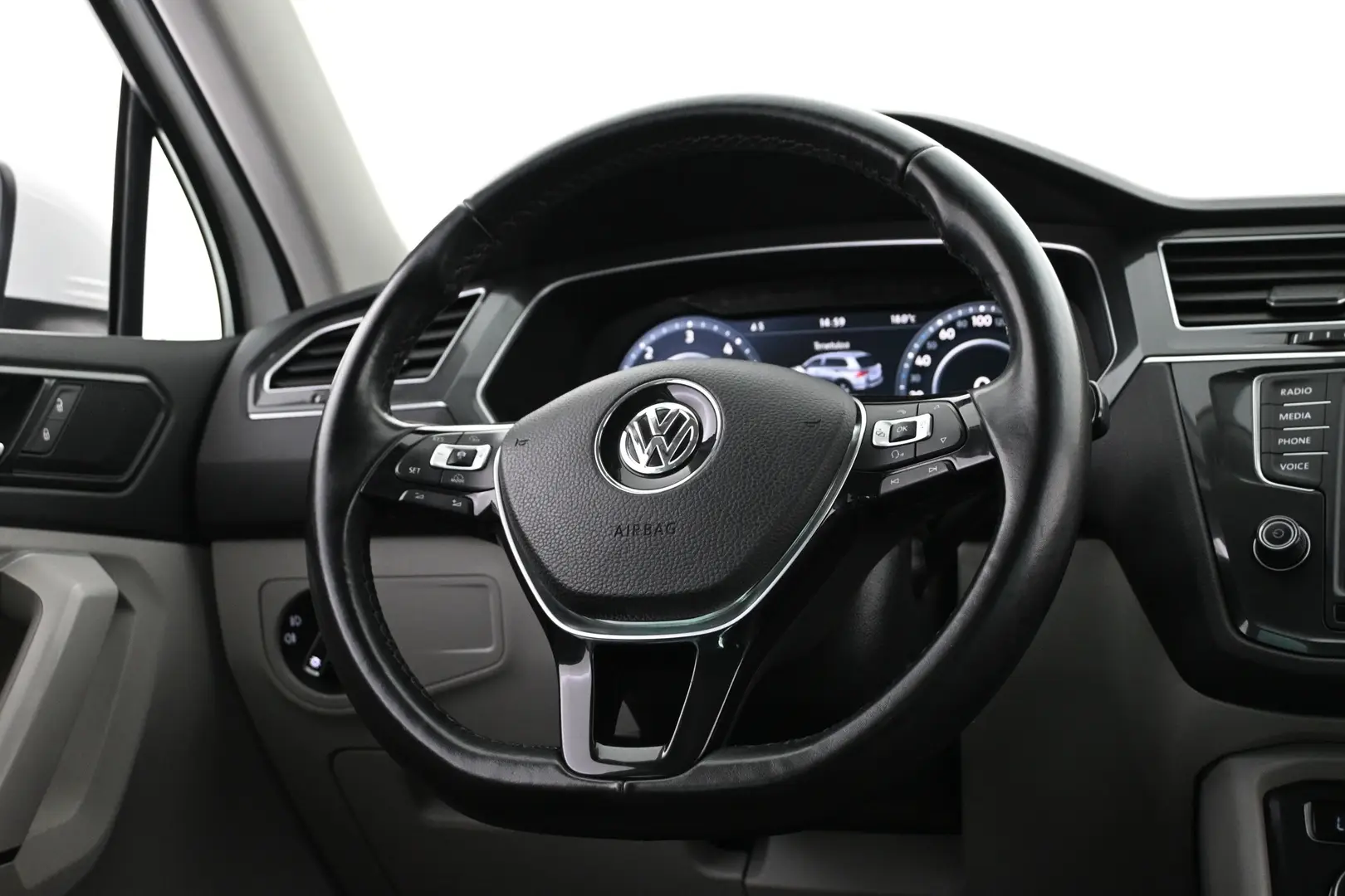 Car Image - 2kRJOjHf0GJd243sHb2nqP