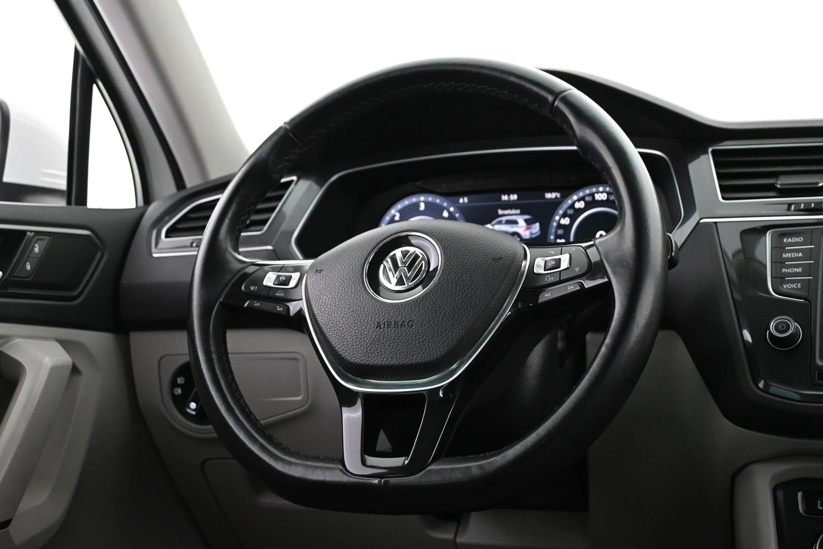 Car Image - 2kRJOjHf0GJd243sHb2nqP