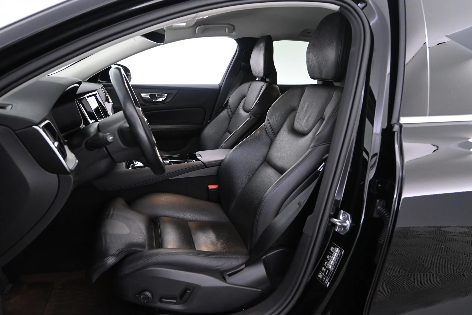 Car Image - 5SB8ZeXvJ8Wu8ZmbTx45Pv