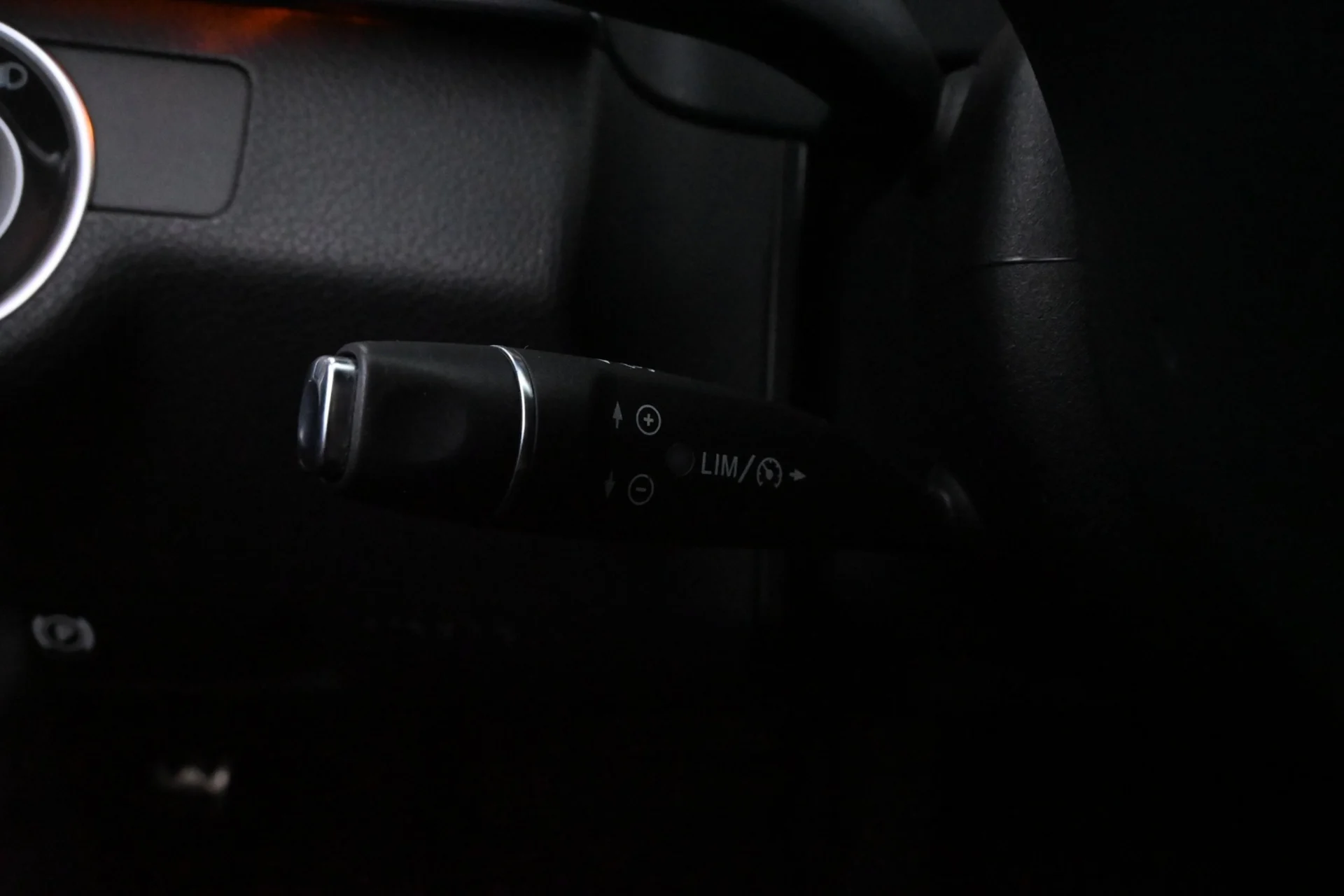 Car Image - 4bqGaFo0D0dkWJmkuf8bTT