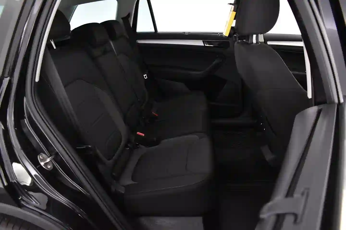 Car Image - 1KHr4Ns82uBRHv54eYKElQ