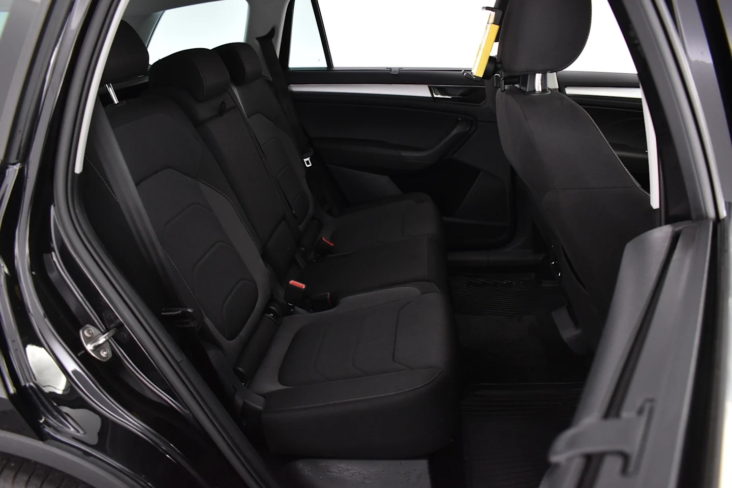 Car Image - 1KHr4Ns82uBRHv54eYKElQ