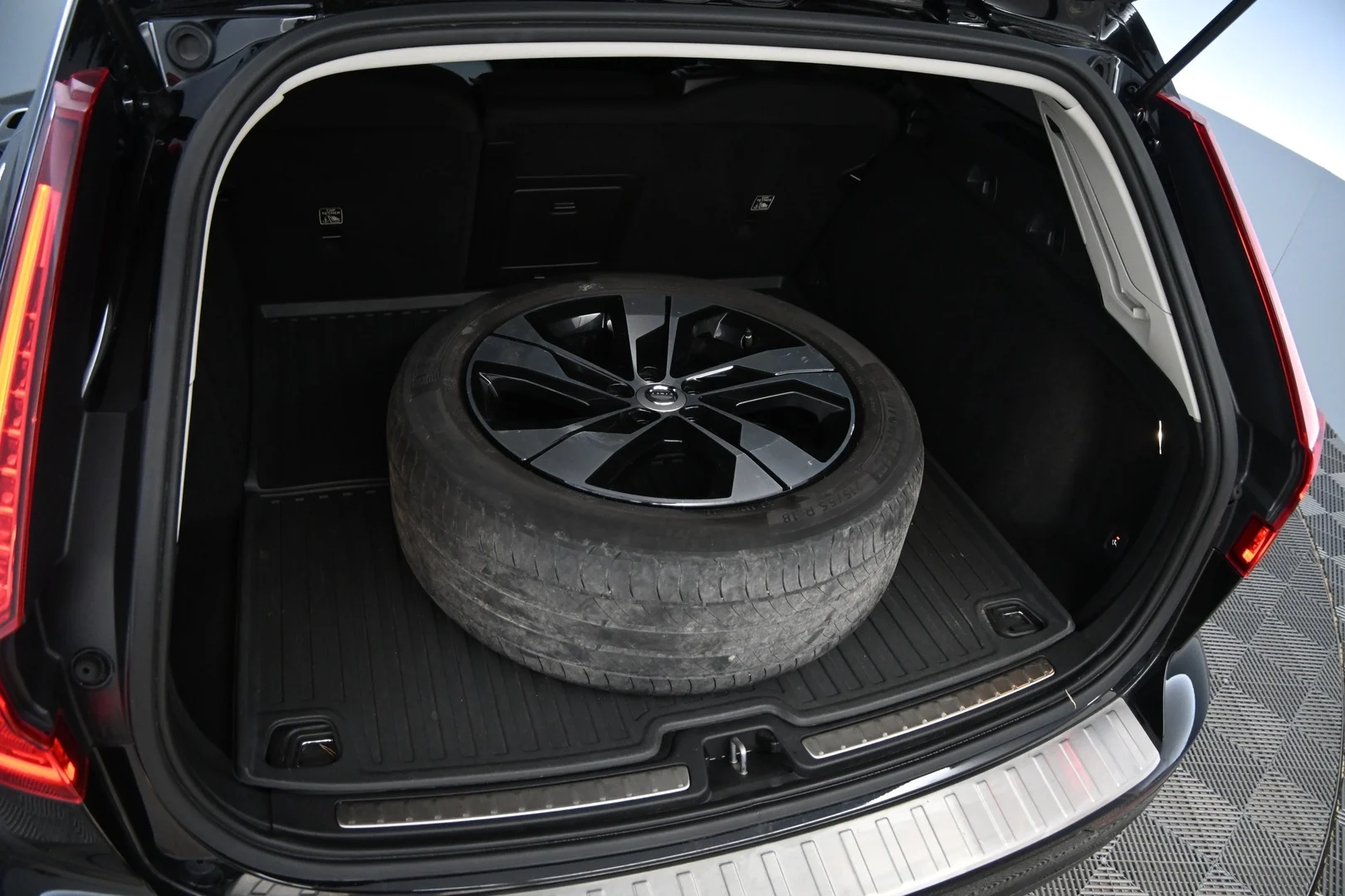 Car Image - 3XSvneWTM7dIlsaiHc9F8o