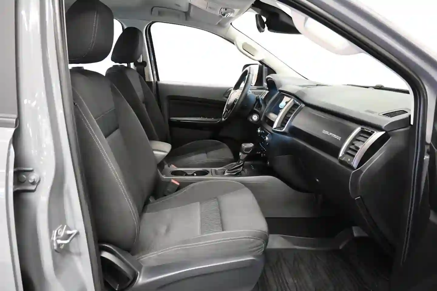 Car Image - 1koIBVT3GLvEi30ayObkL4