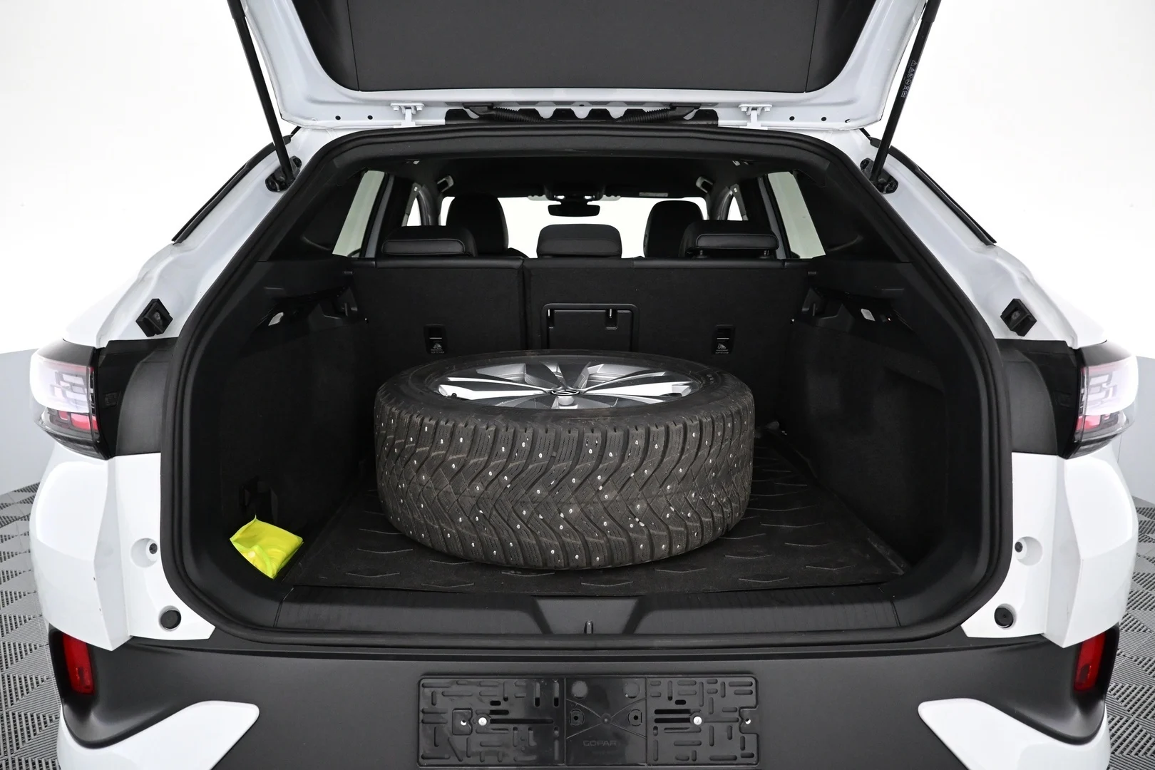 Car Image - 1J0ScbozNGkZ8kqNwve8af
