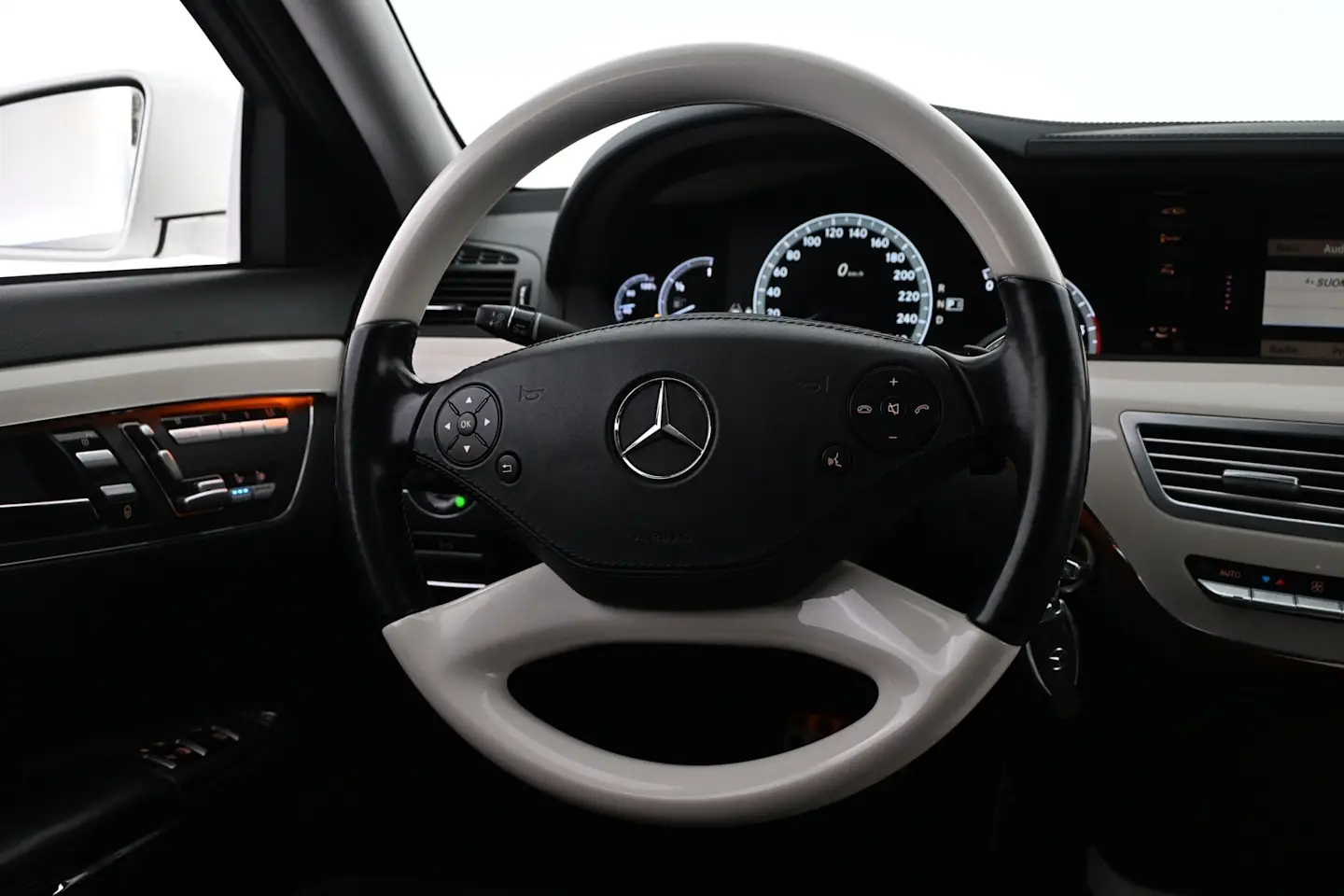 Car Image - 1678NqRLX5sr9QunioaJVf