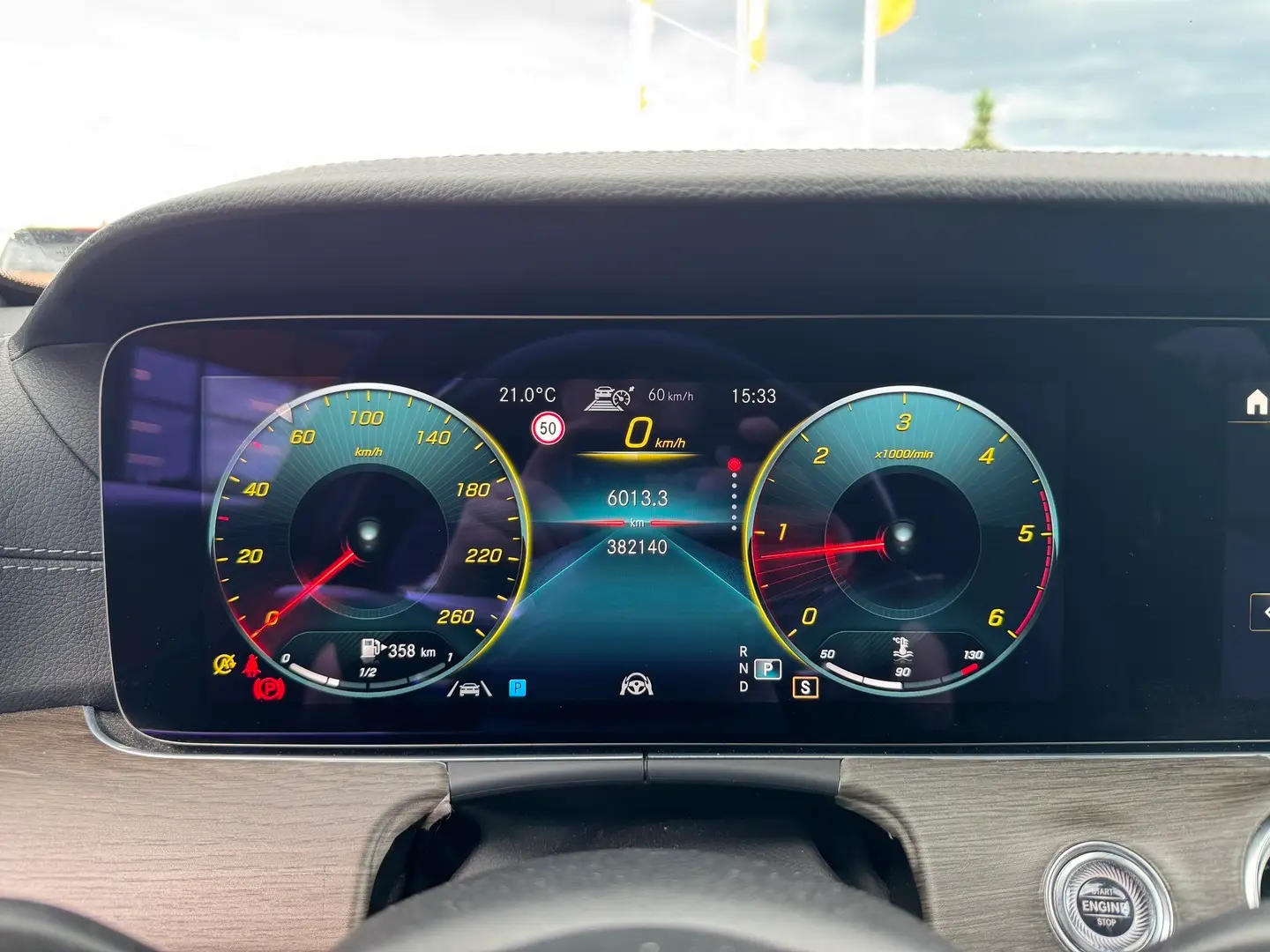 Car Image - 71MffOsjrAcm2Vr70eynYz