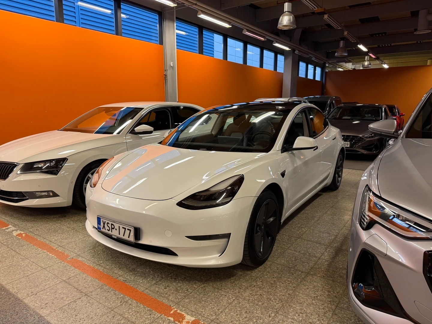 Car Image - 1Egoq0o8OFjXQPjhv63AnX