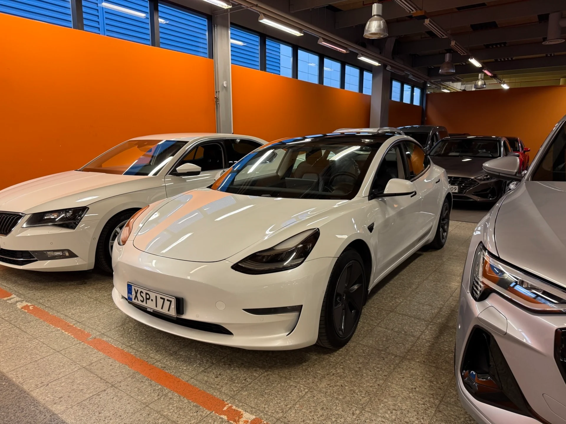 Car Image - 1Egoq0o8OFjXQPjhv63AnX