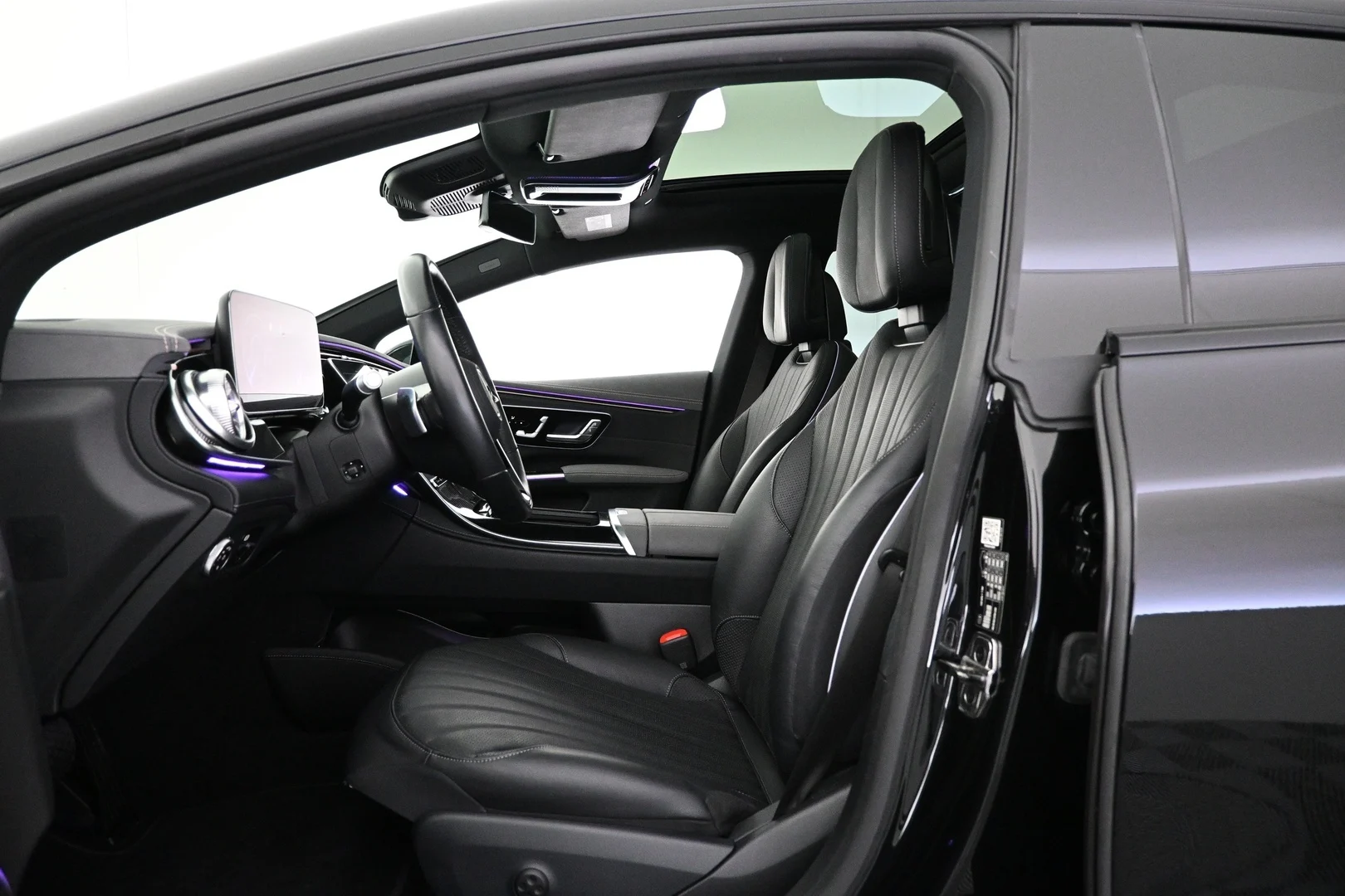 Car Image - 1bFlVXE4y5IaWzhXSGgL1j