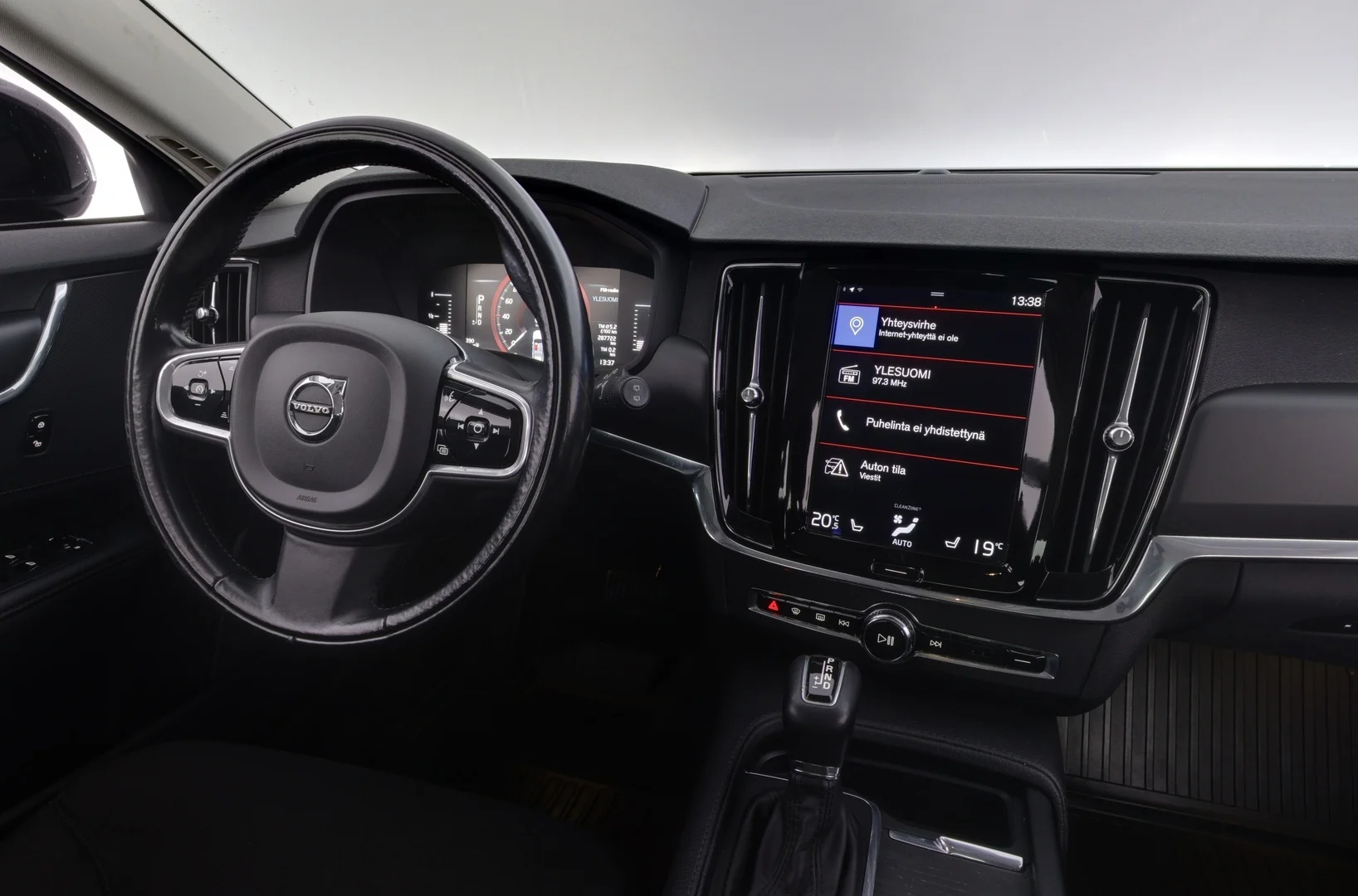 Car Image - GCHm4WbyRukcbcmlFtnXM