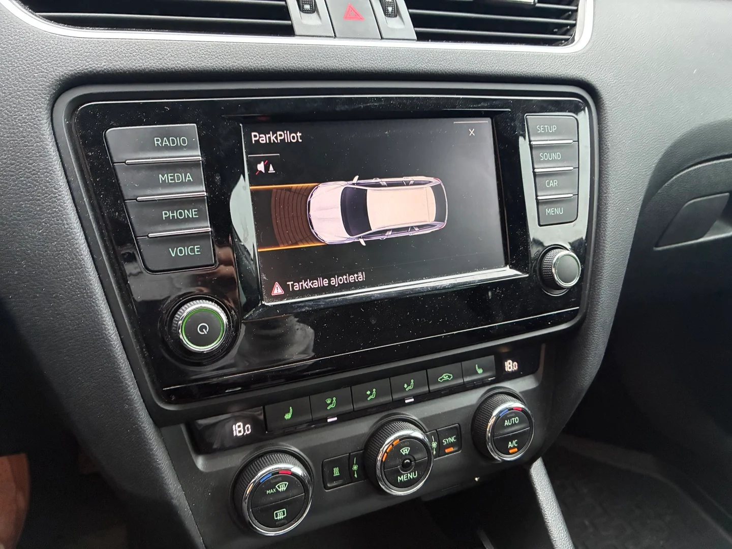 Car Image - 7mcxJ9XxqjRHrLxQGRjItB