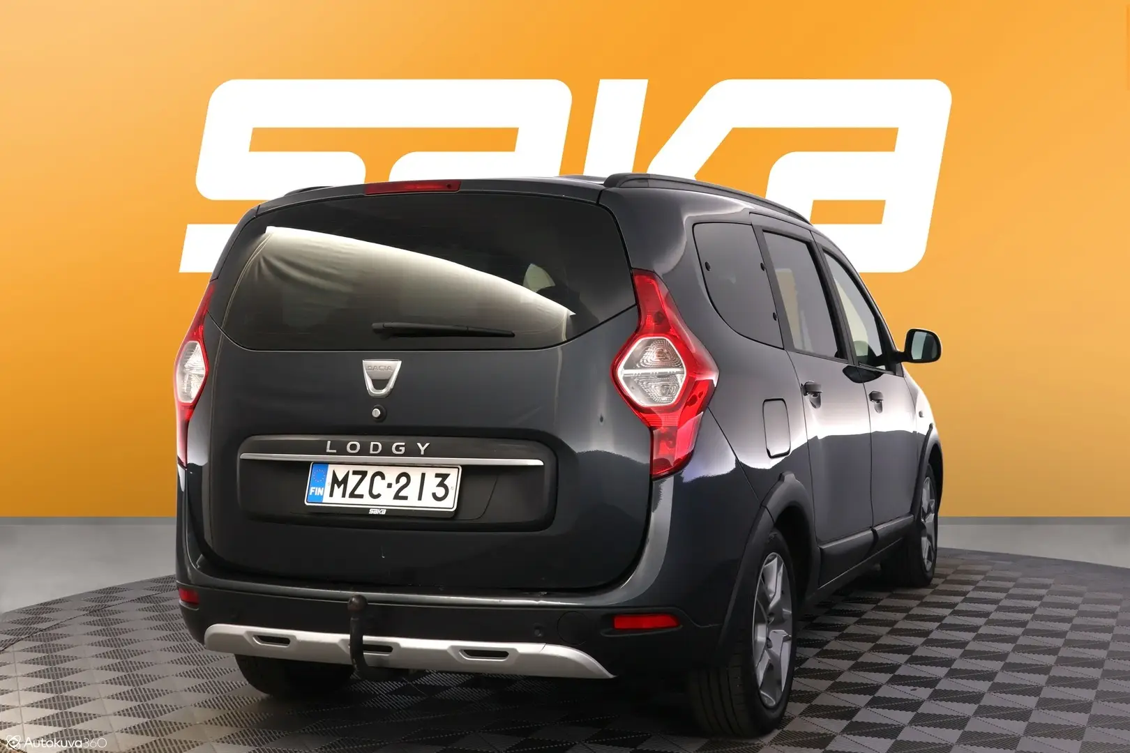 Car Image - UyXAJwbFZK1TP1A7i8STV