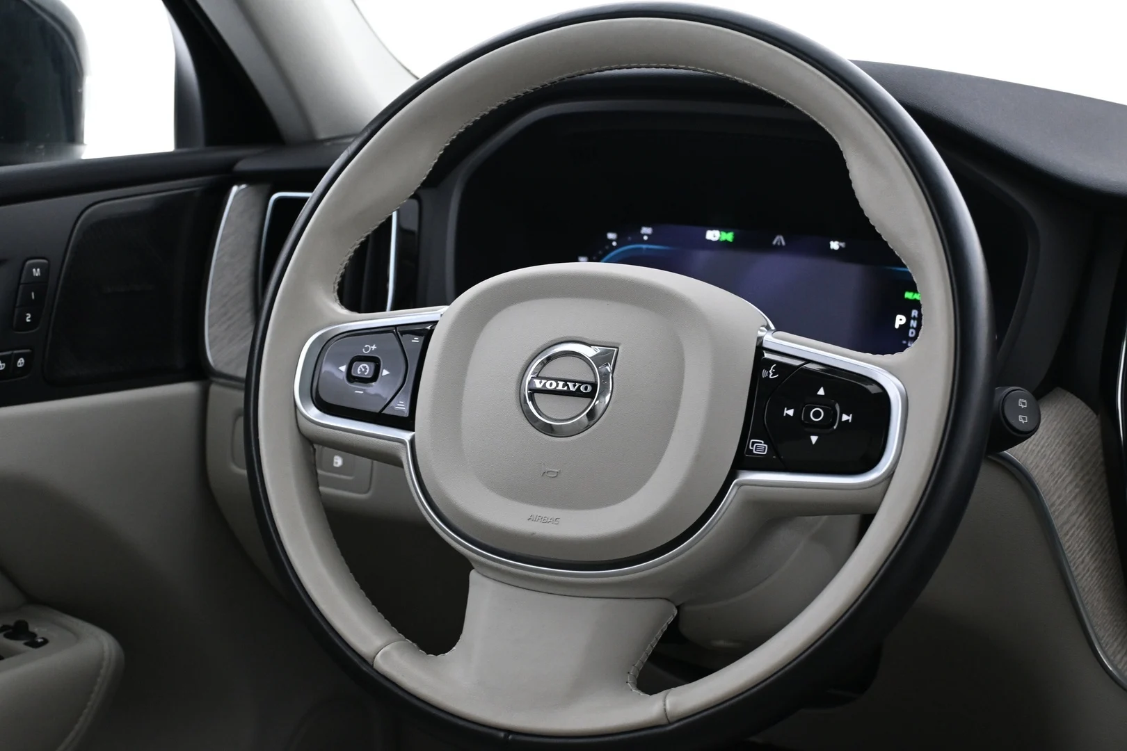 Car Image - 80JiCuQp21PPsYqg8USoS