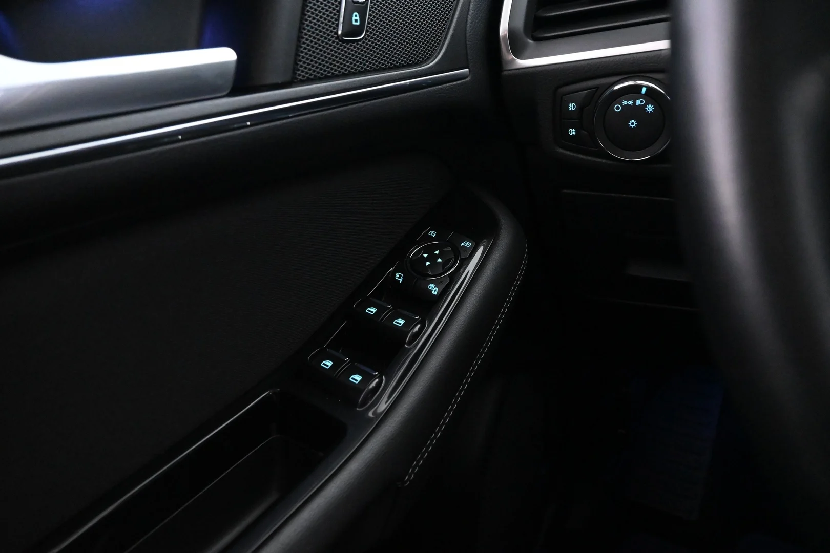 Car Image - 67f34fckJ01zoTccRSz7RA