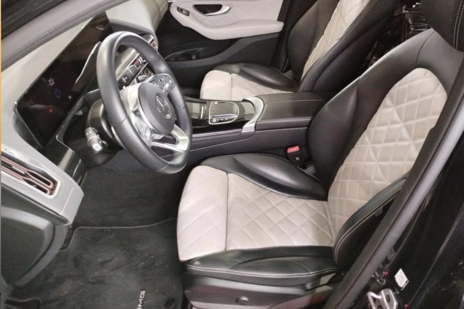 Car Image - 4NlpYU7g7dxJCOS5vDxeVL