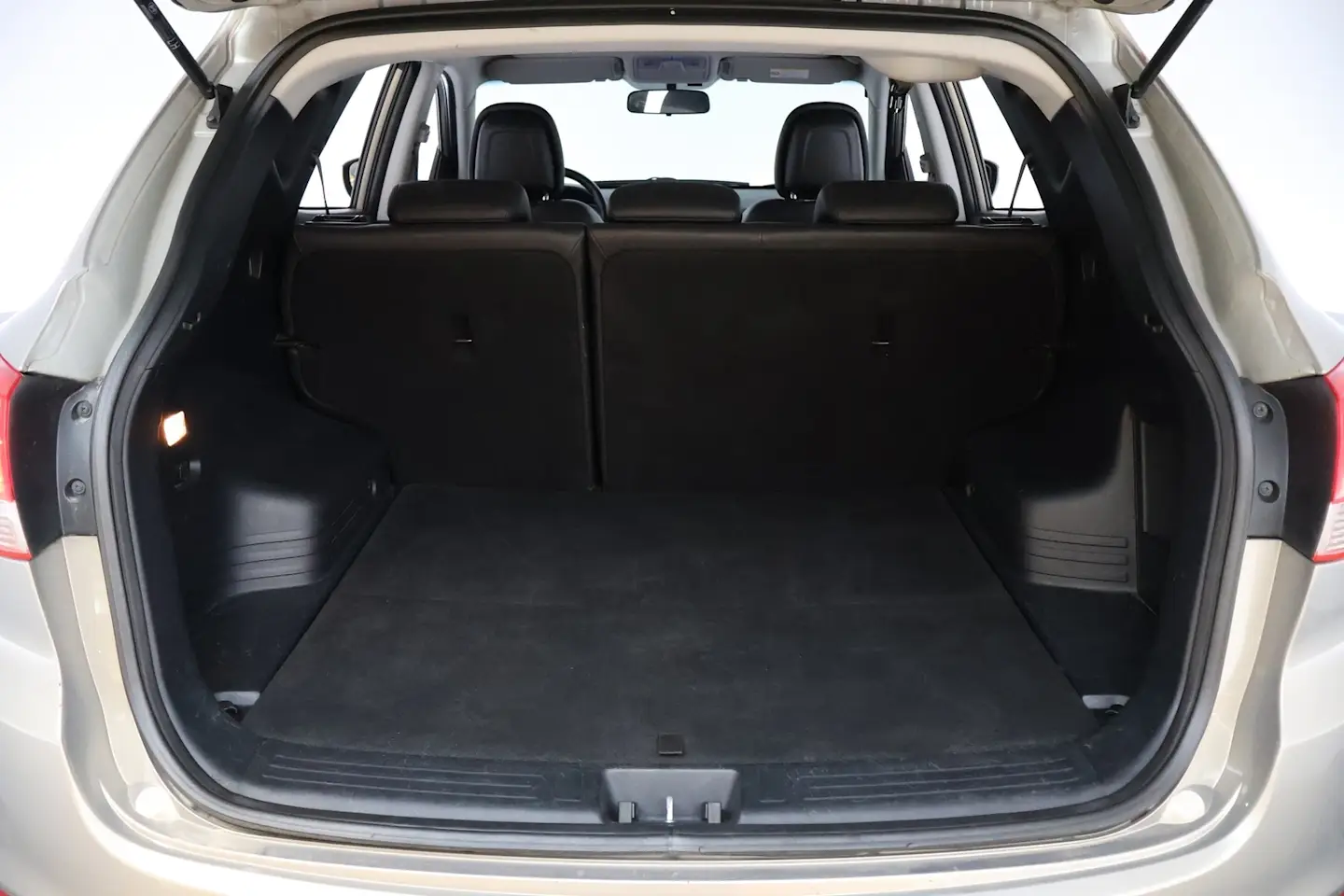 Car Image - 16QUKA8XfvrEdqsiJTGS4D