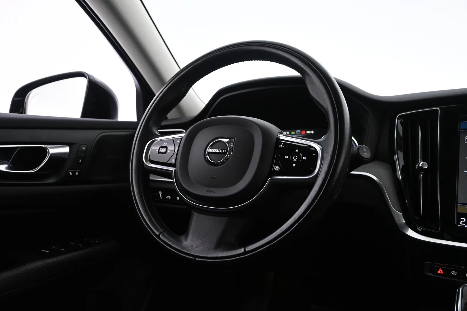 Car Image - 5SB8ZeXvJ8Wu8ZmbTx45Pv